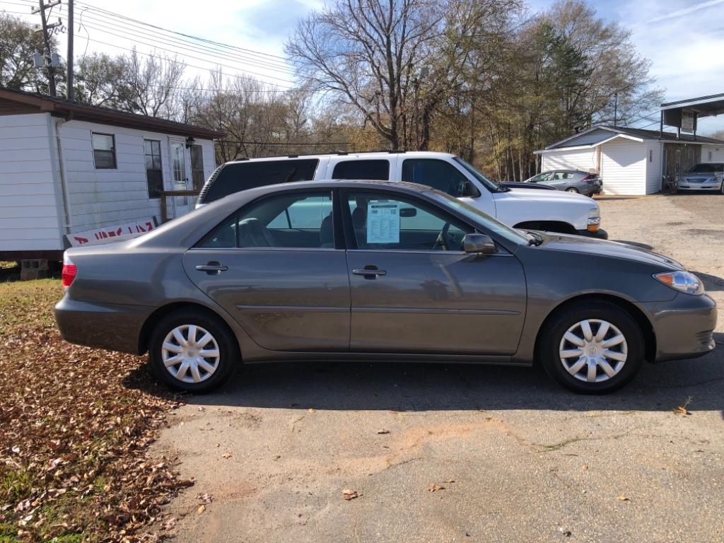2005 Toyota Camry XLE