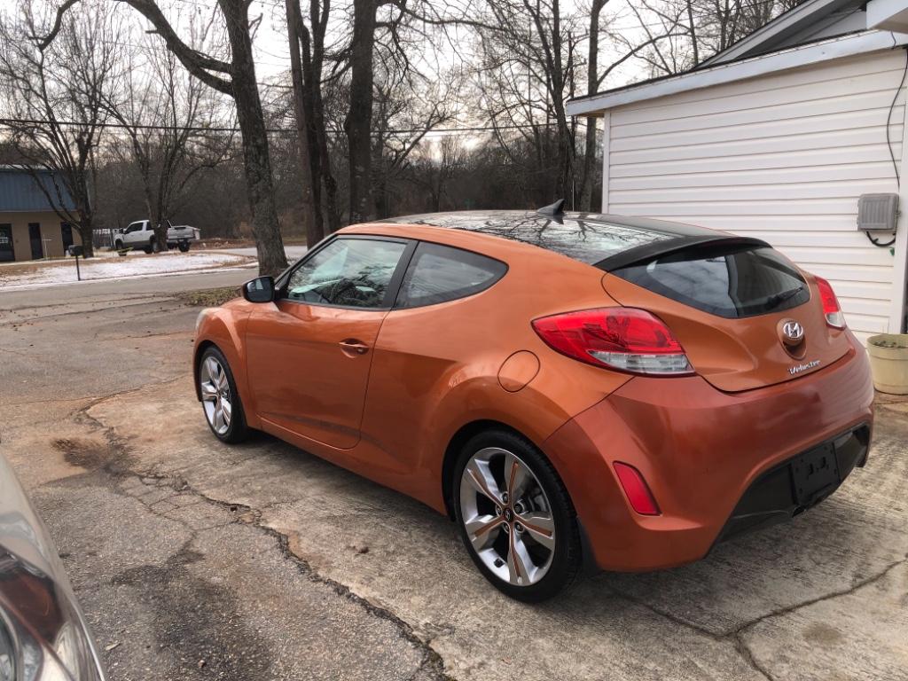 2012 Hyundai Veloster Base